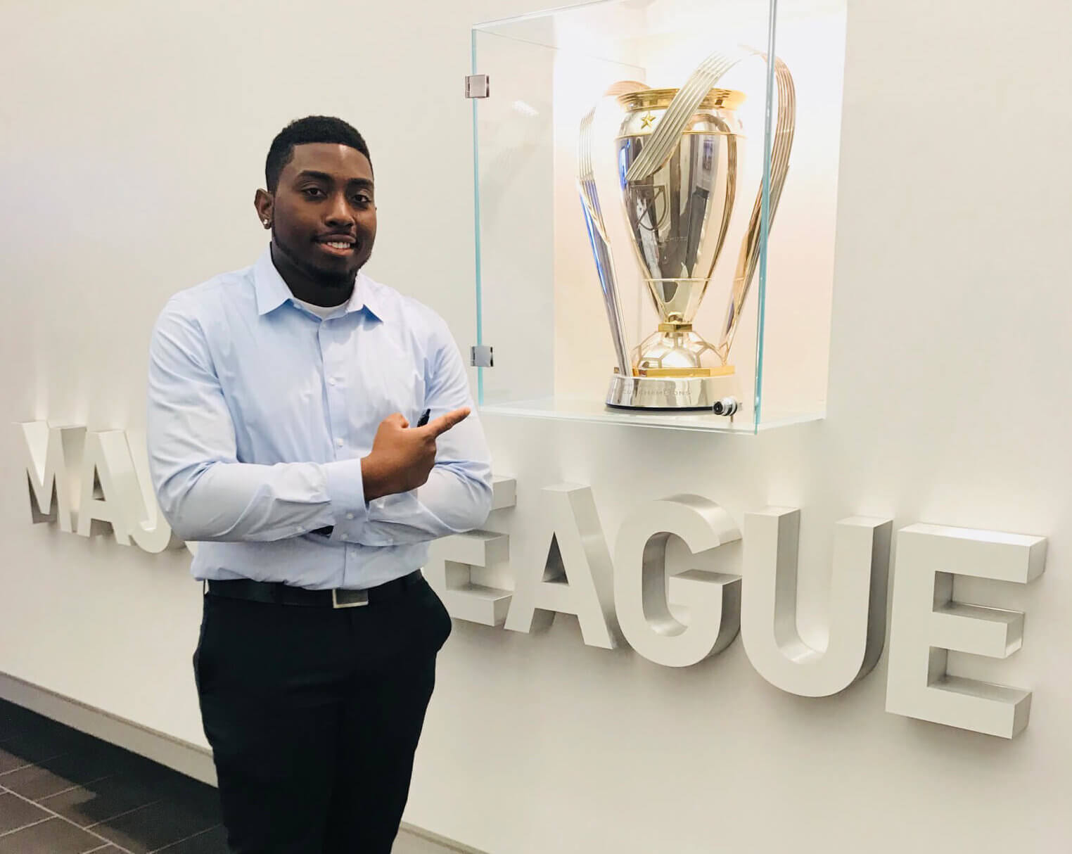 Photo of sport management and business management double major, Shaquille Robinson '19