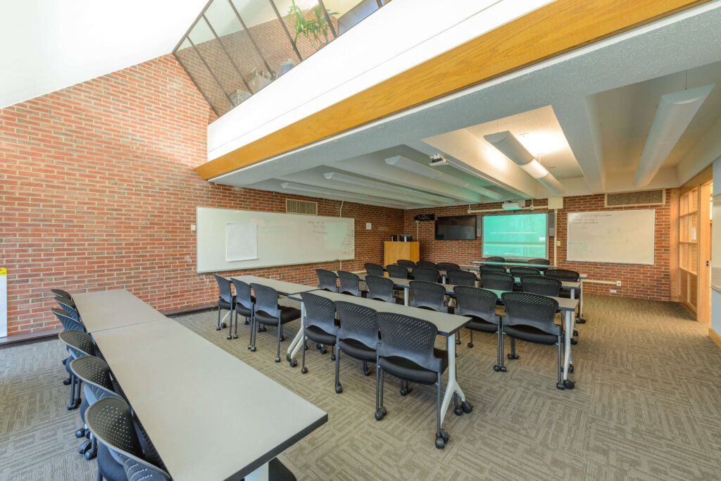 Photo of a classroom in Alumnae Library