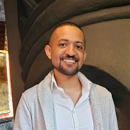 Dominique McDonald, portrait, CEUE, Academic Coordinator