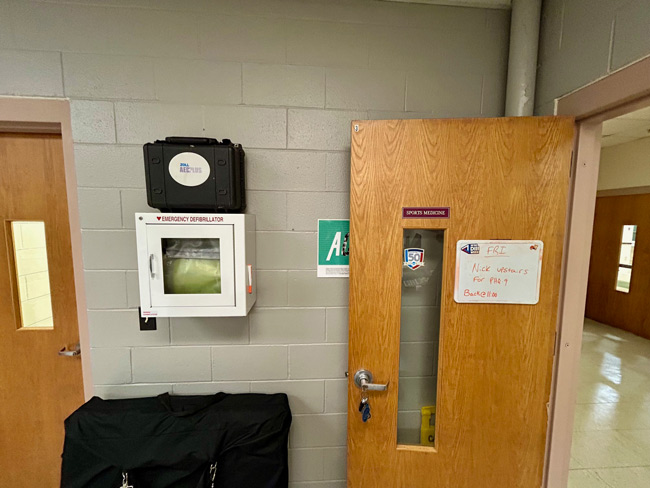 Photo of an AED